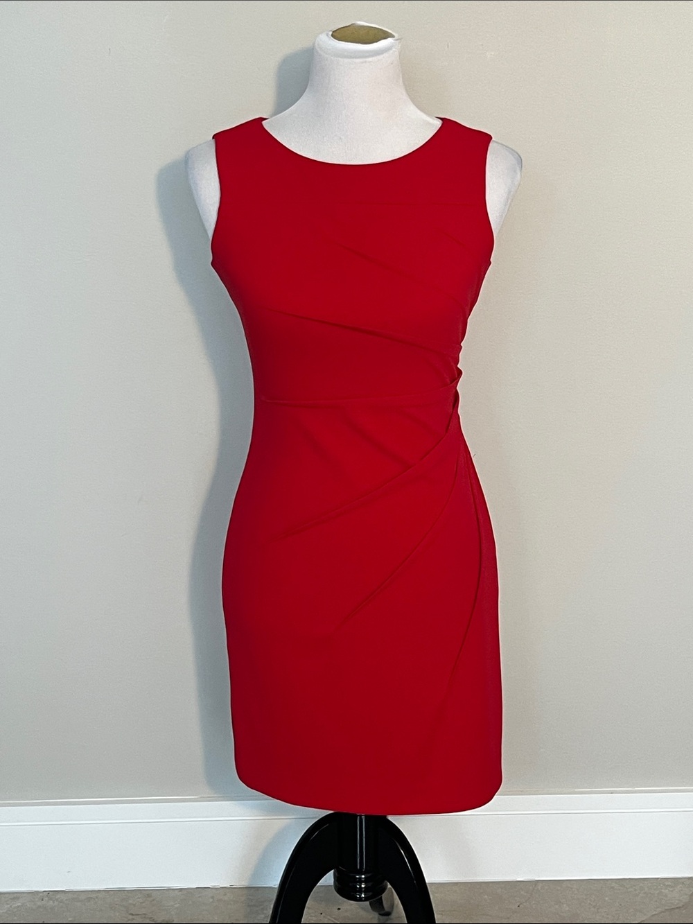 Calvin Klein Red Sleeveless Sheath Dress with Sculpted Seams